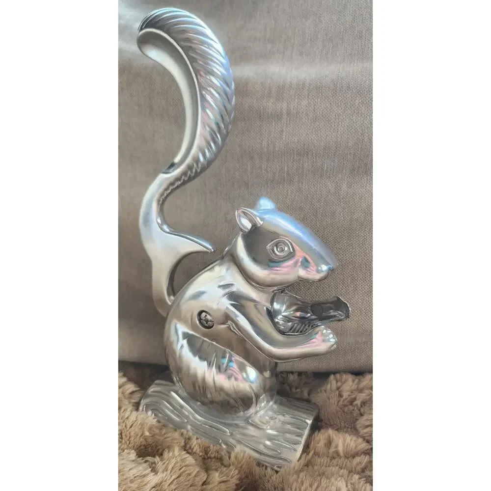 Davy Crack'It Squirrel Nutcracker